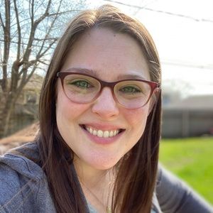 Meet your Posher, Joy